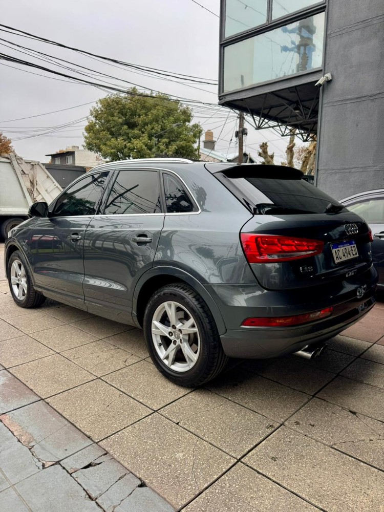Audi Q3 1.4 TFSI S-TRONIC — foto 6